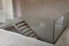 Edelstahl-Gelaender-Ganzglas-Stainless-Steel-Design-15