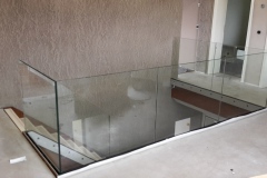 Edelstahl-Gelaender-Ganzglas-Stainless-Steel-Design-35