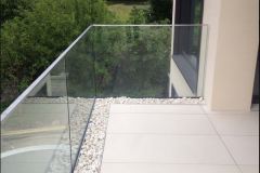Edelstahl-Gelaender-Ganzglas-Stainless-Steel-Design-6