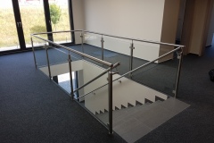 Edelstahl-Gelaender-Stainless-Steel-Design-347